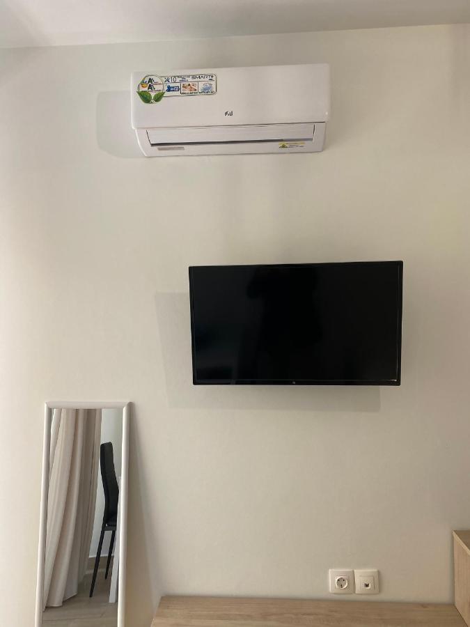 拉里萨Atelier公寓 外观 照片